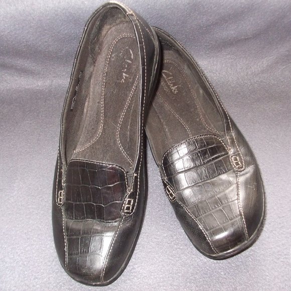 CLARKS BENDABLES REPTILE-STAMPED LOAFERS - Picture 1 of 7